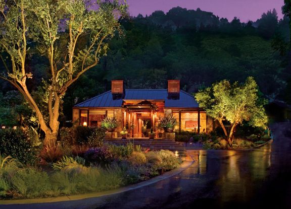 This image has an empty alt attribute; its file name is Calistoga-Ranch-Tucked-away-on-a-hillside-in-Napa_-1.jpeg