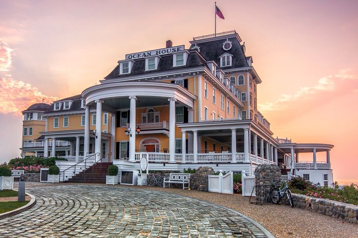 This image has an empty alt attribute; its file name is Ocean-House-located-in-Rhode-Island.jpeg