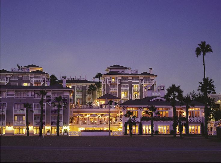 This image has an empty alt attribute; its file name is Shutters-on-the-Beach-Santa-Monica-United-States-of-America-1.jpeg